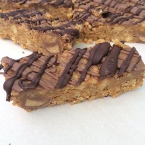 No bake peanut butter cookie bars.